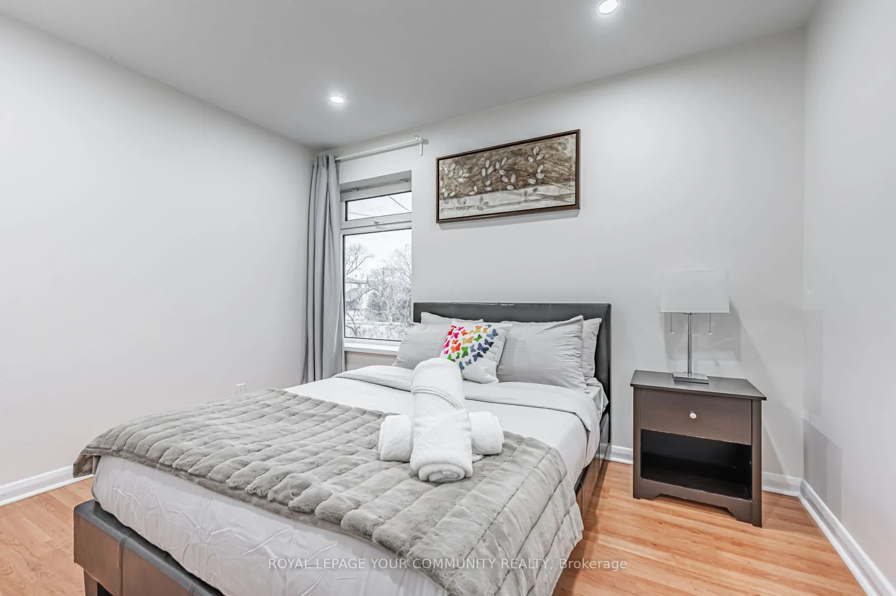 20 Littlewood Crescent, #Main