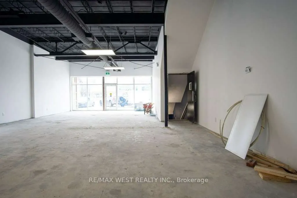 1340 The Queensway Avenue, #1