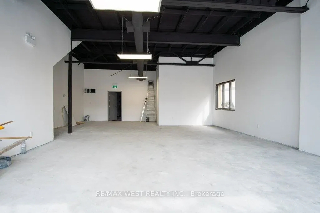1340 The Queensway Avenue, #1