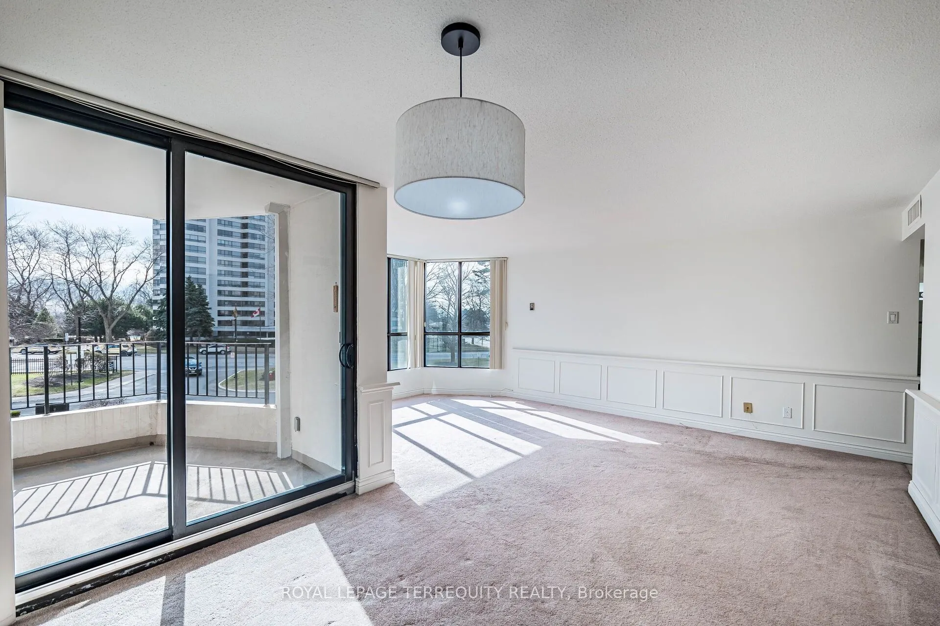 1333 Bloor Street, #211