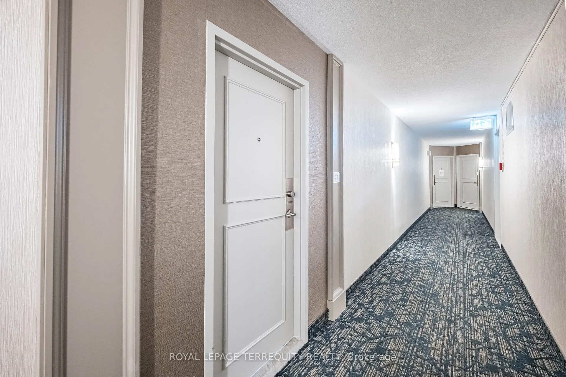 1333 Bloor Street, #211