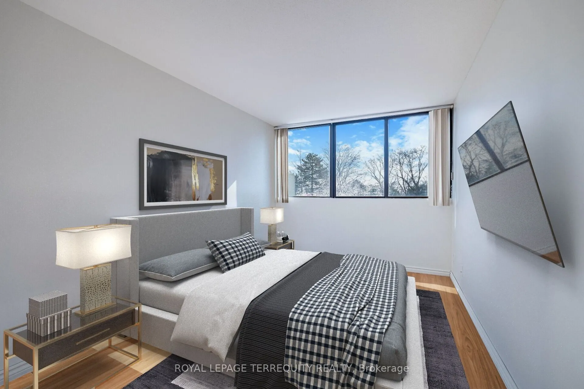 1333 Bloor Street, #211