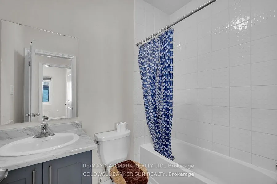 42 Donald Ficht Crescent