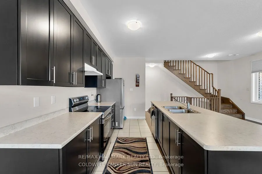 42 Donald Ficht Crescent