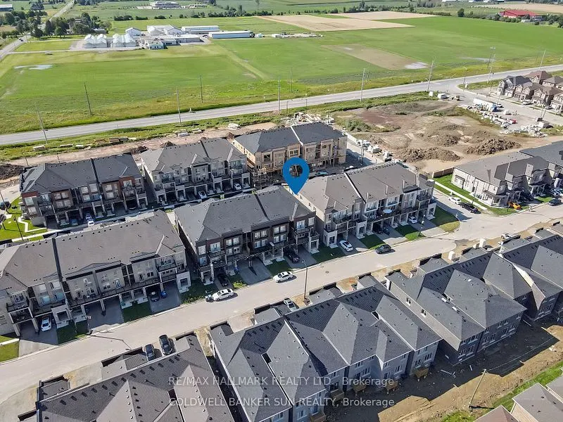 42 Donald Ficht Crescent
