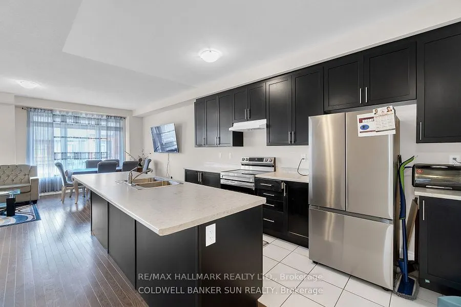42 Donald Ficht Crescent