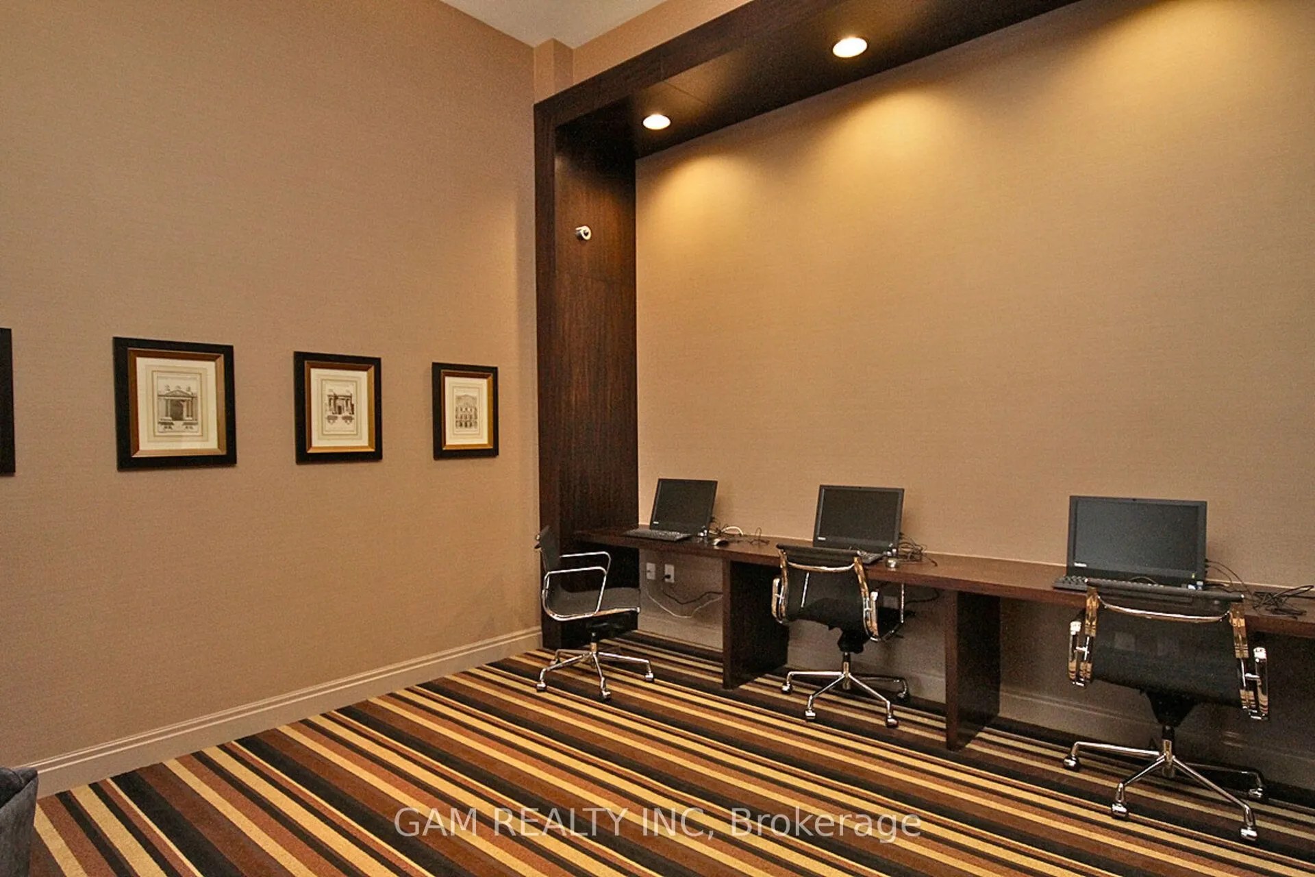 385 Prince Of Wales Drive, #1102