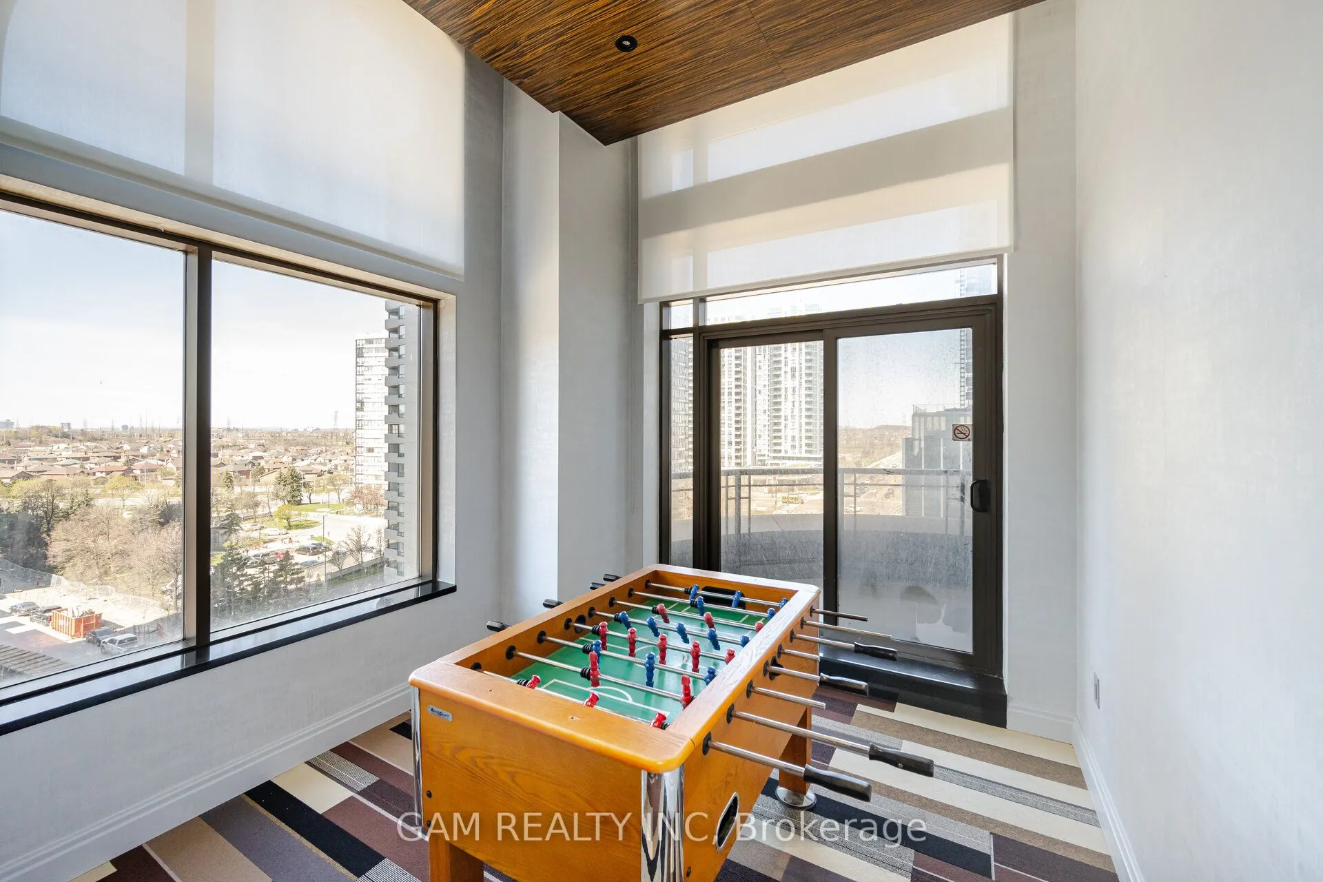 385 Prince Of Wales Drive, #1102