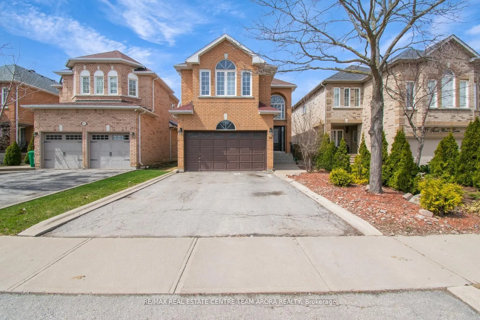 25 Sweet Briar Lane