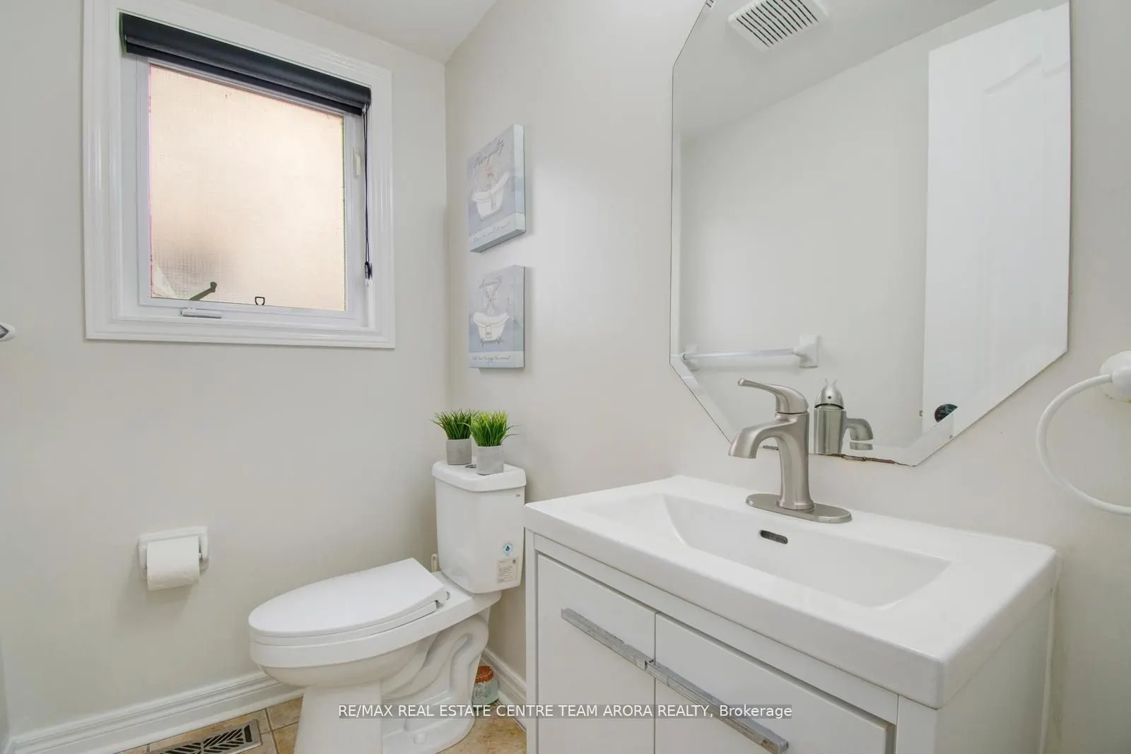 25 Sweet Briar Lane