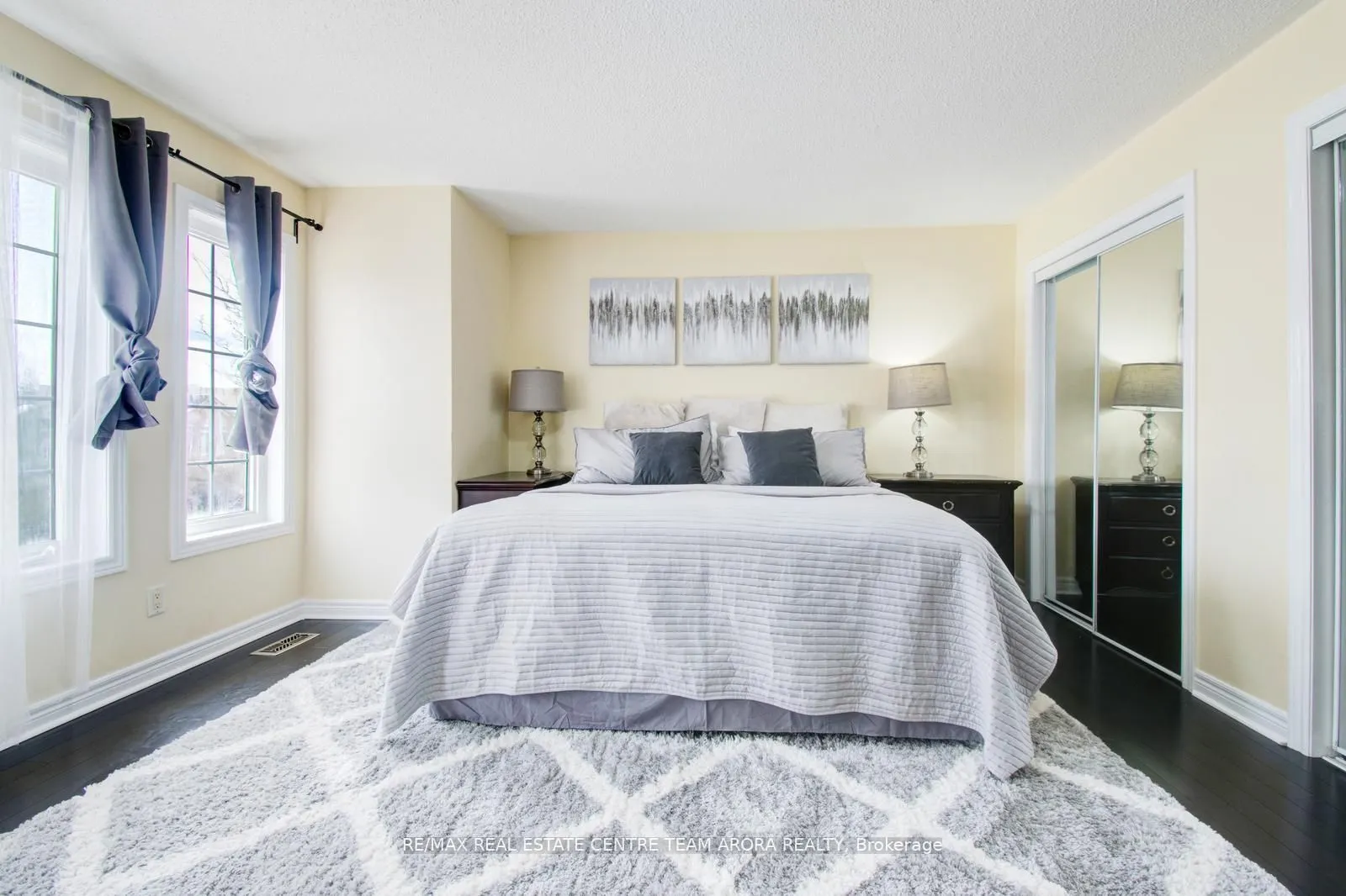 25 Sweet Briar Lane