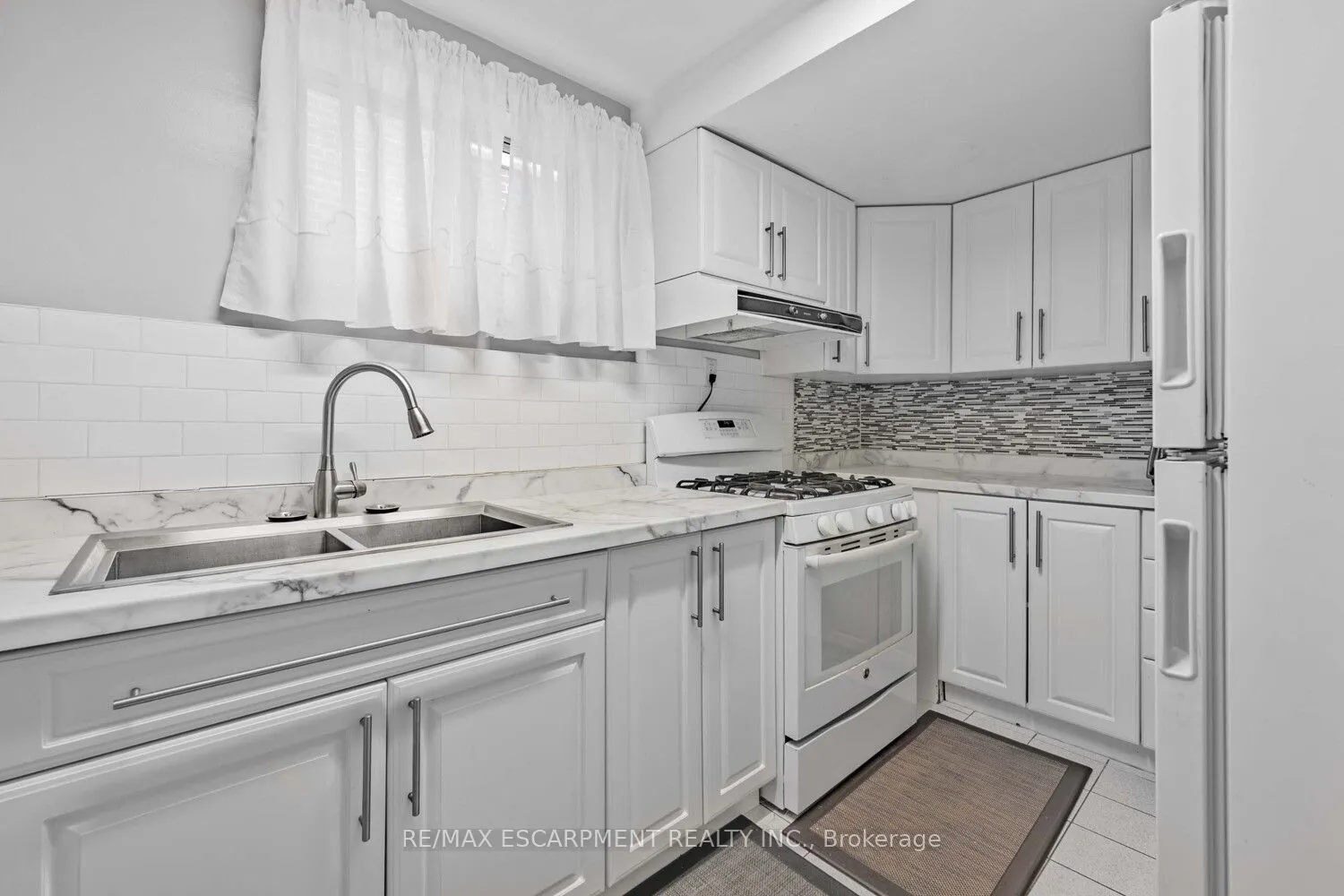 1227 Alexandra Avenue