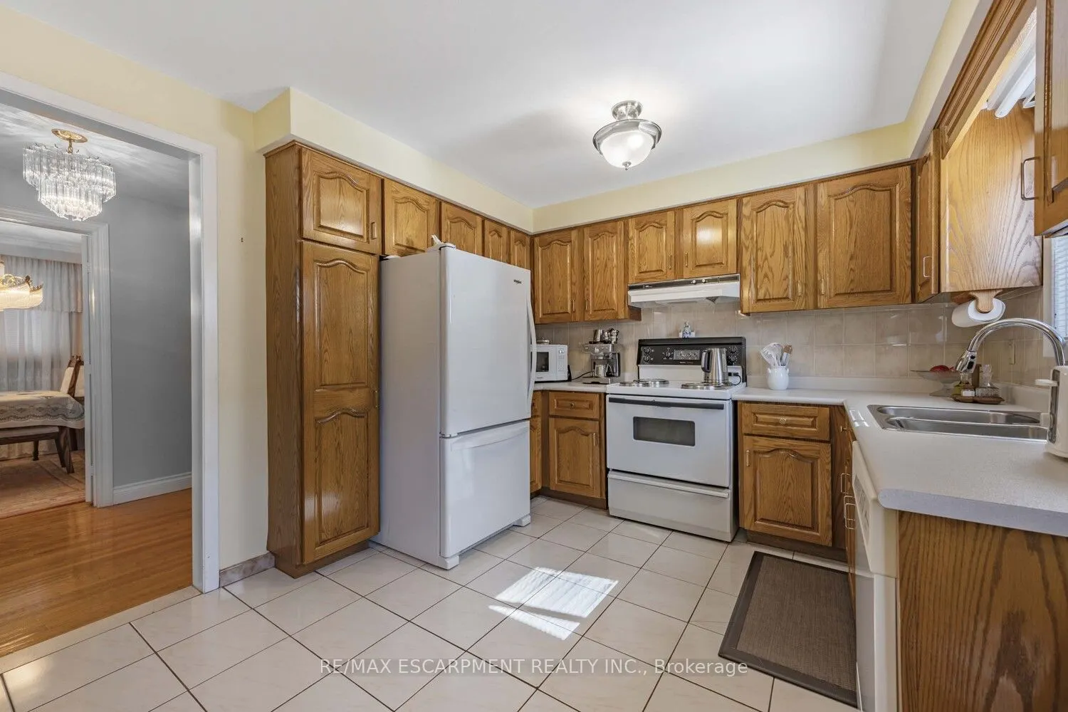 1227 Alexandra Avenue