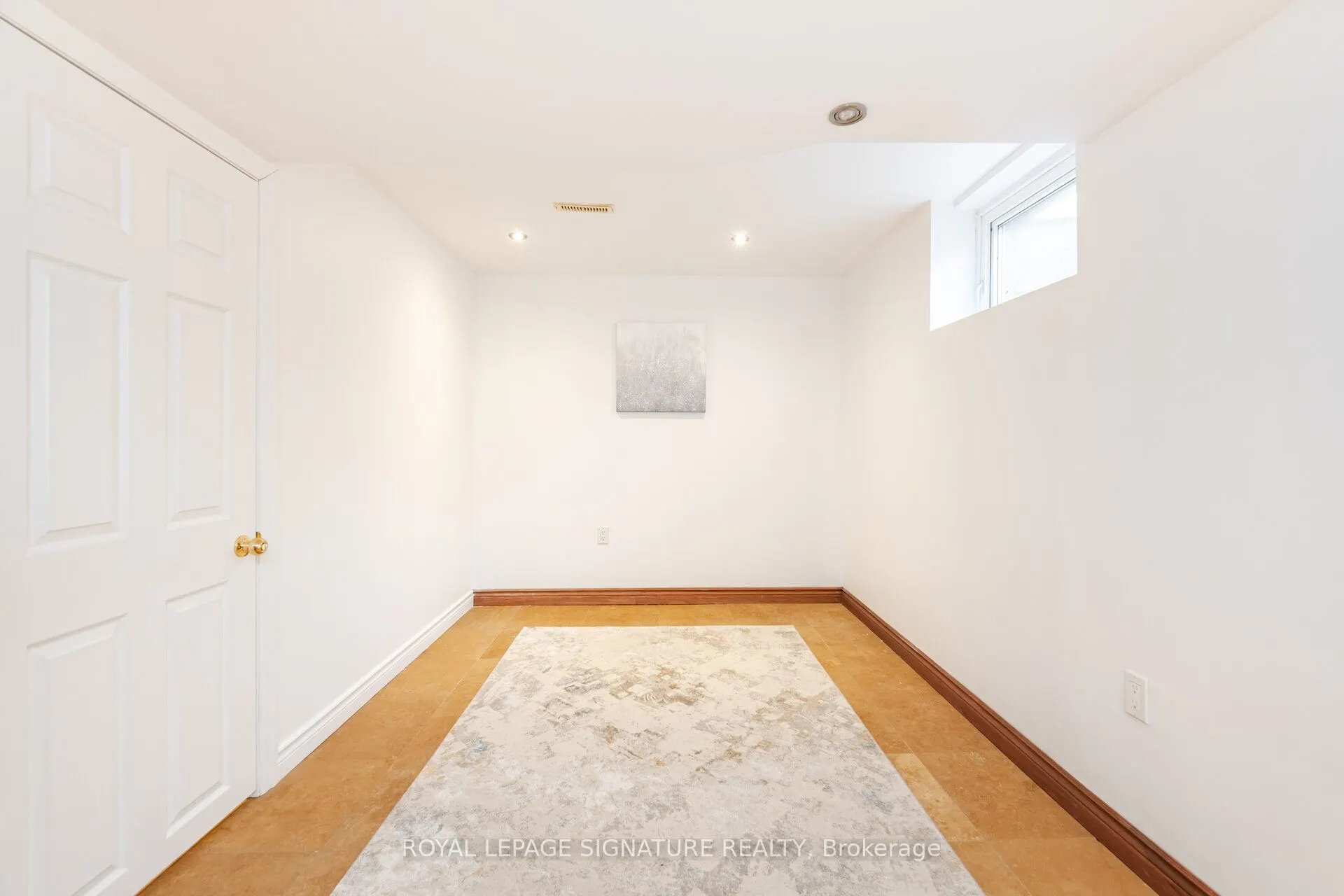 2557 Mindemoya Road