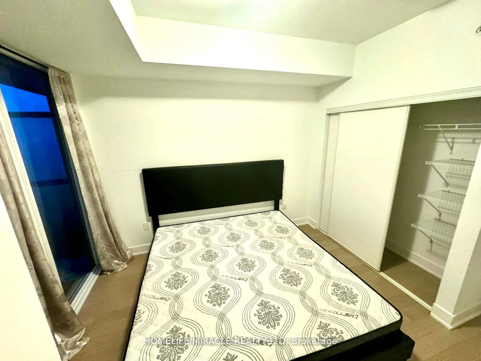 30 Shore Breeze Dr Drive, #5901