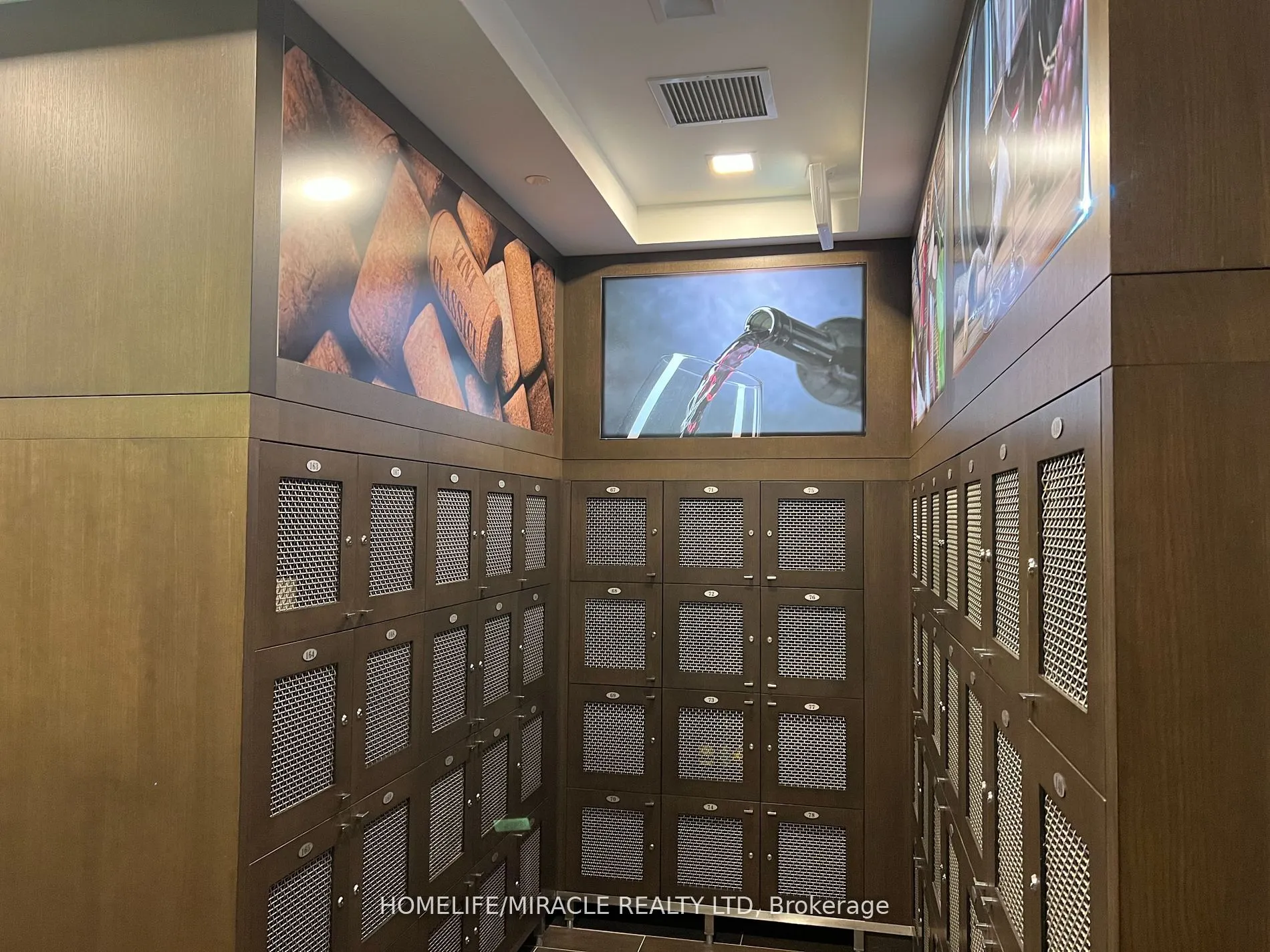 30 Shore Breeze Dr Drive, #5901