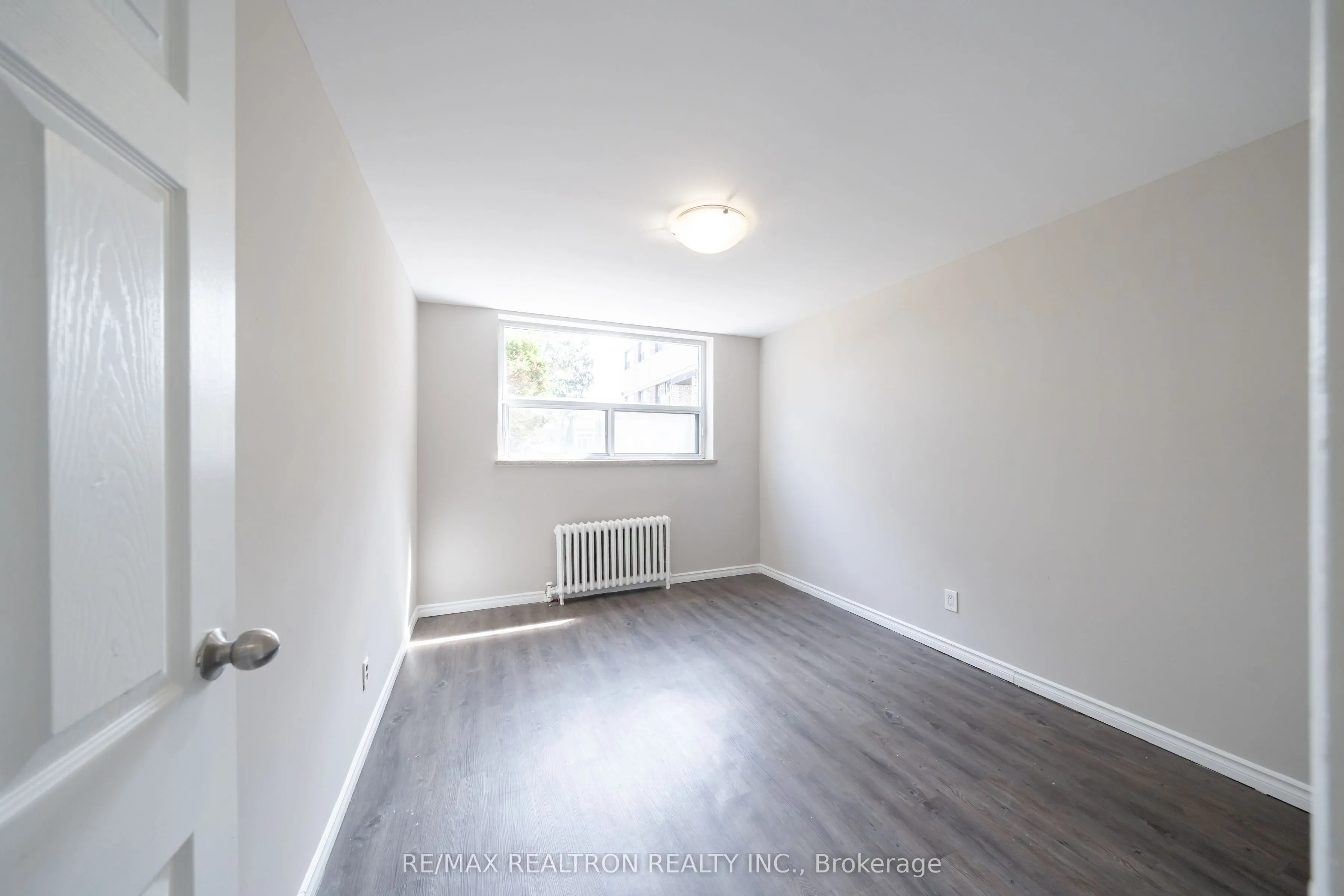 2049 Prospect Street, #49