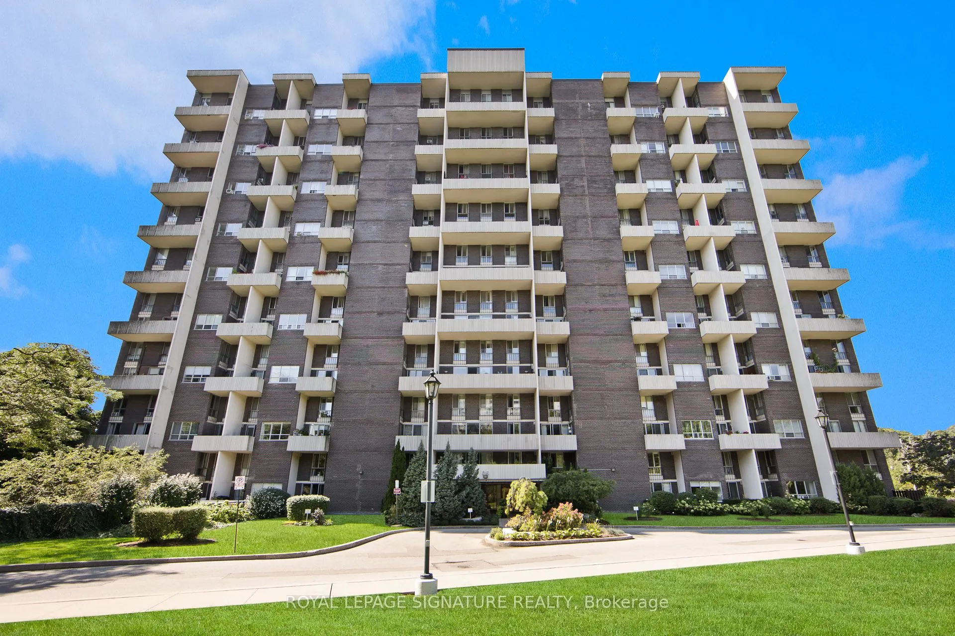 35 Ormskirk Avenue, #908