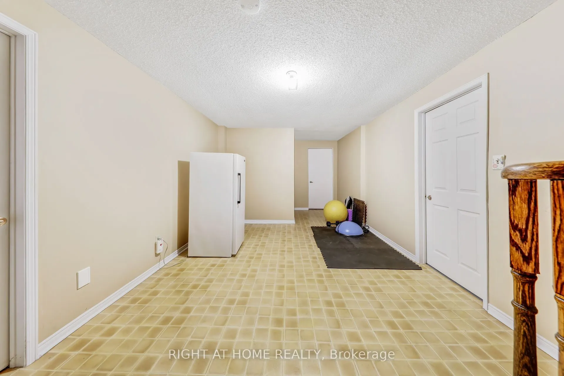 4341 Idlewilde Crescent