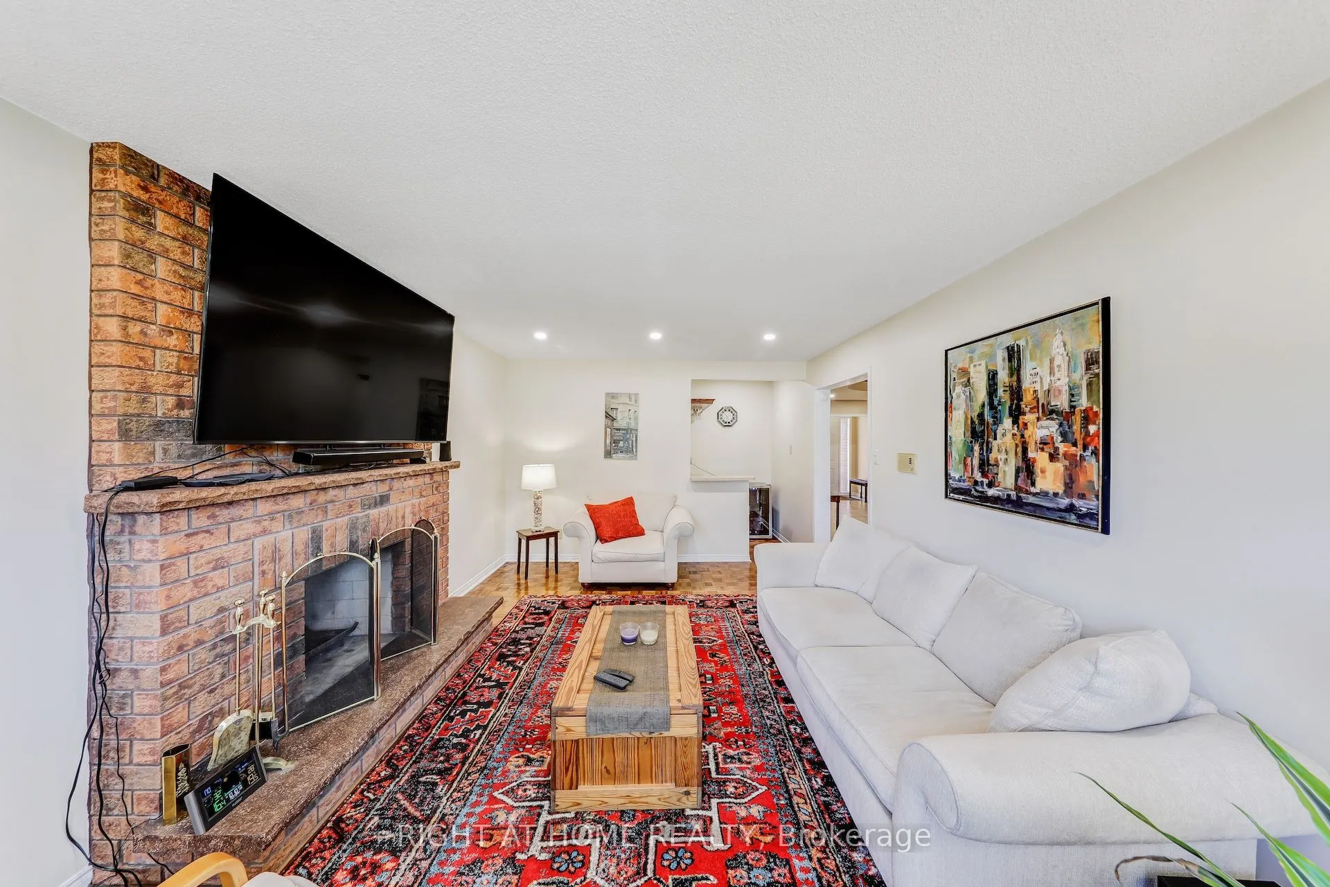 4341 Idlewilde Crescent