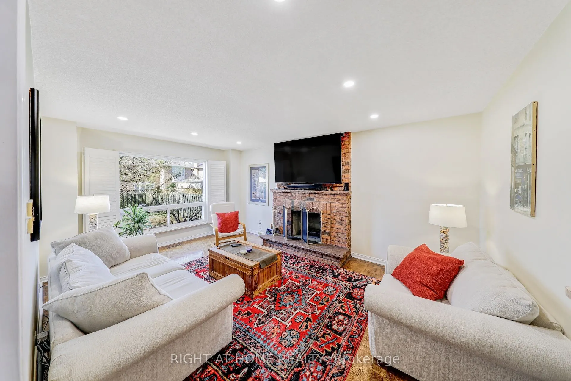 4341 Idlewilde Crescent