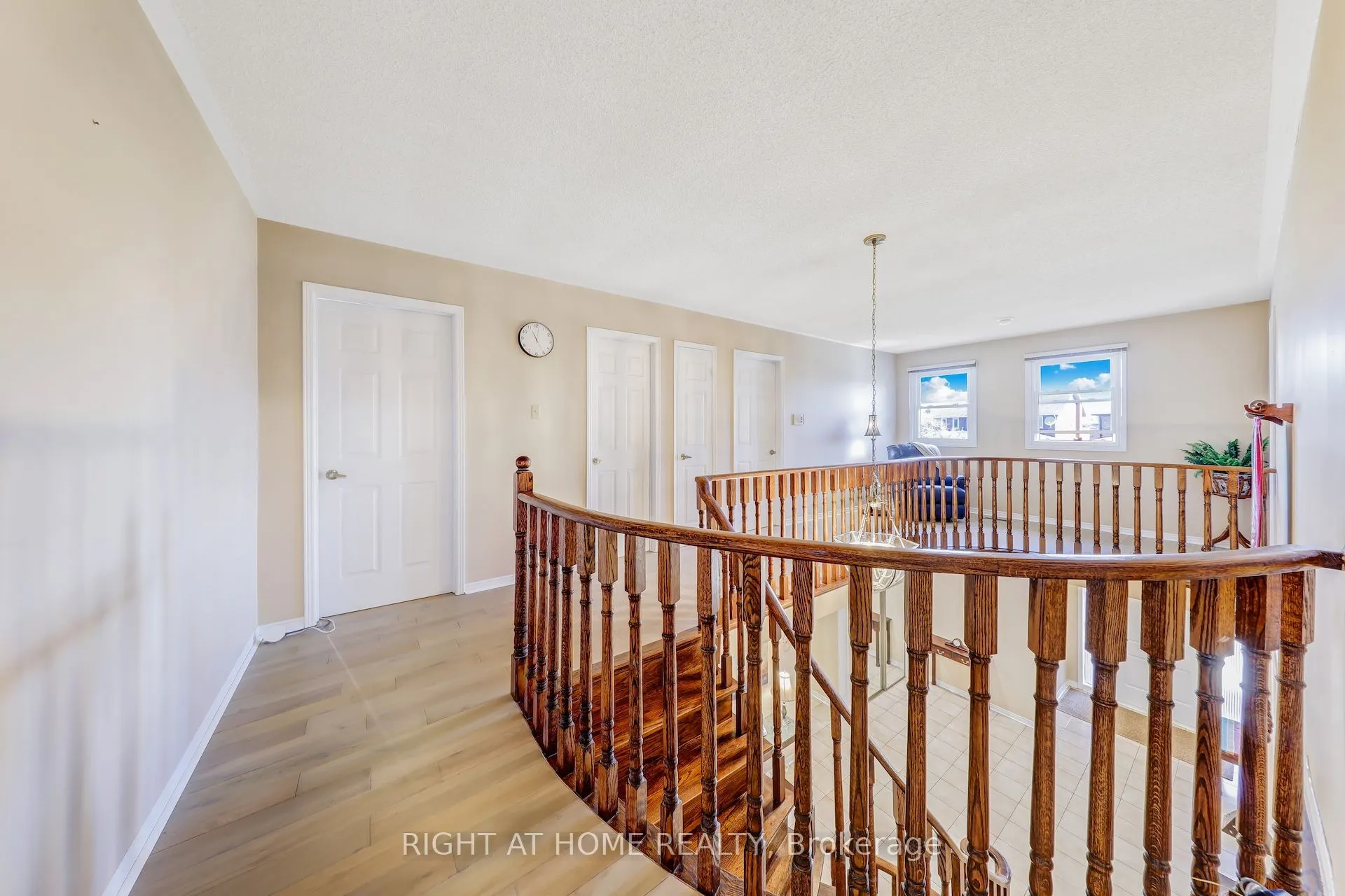 4341 Idlewilde Crescent