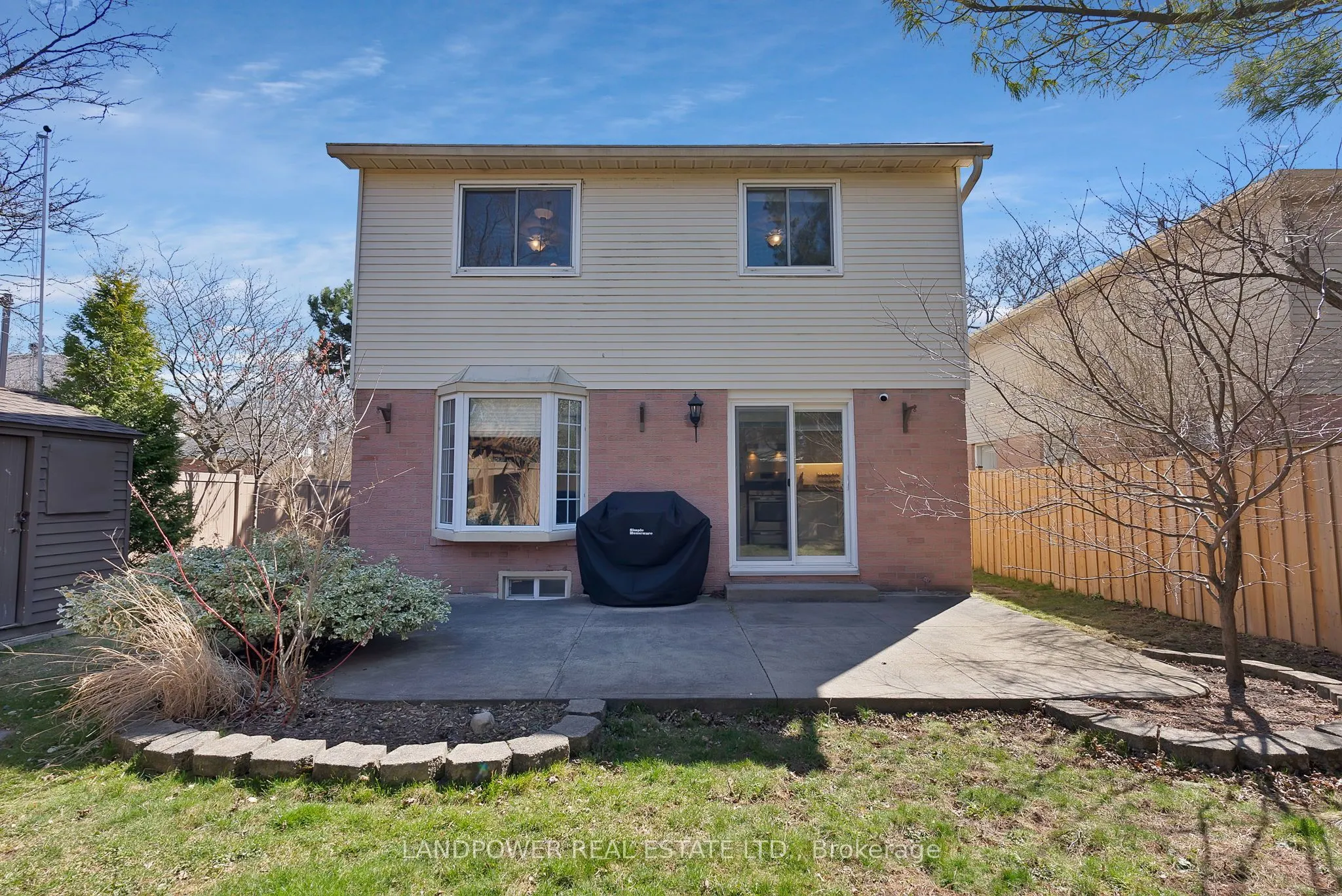 3073 Keynes Crescent