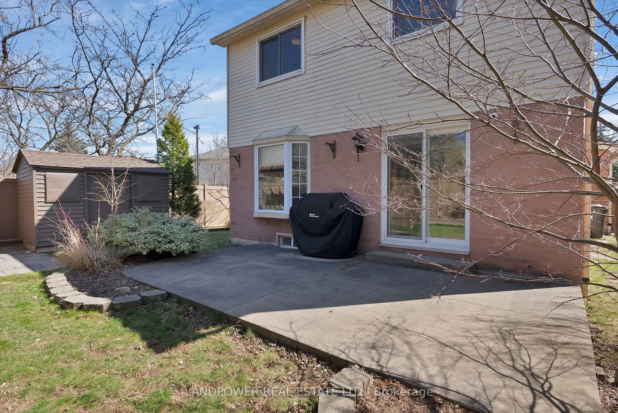 3073 Keynes Crescent