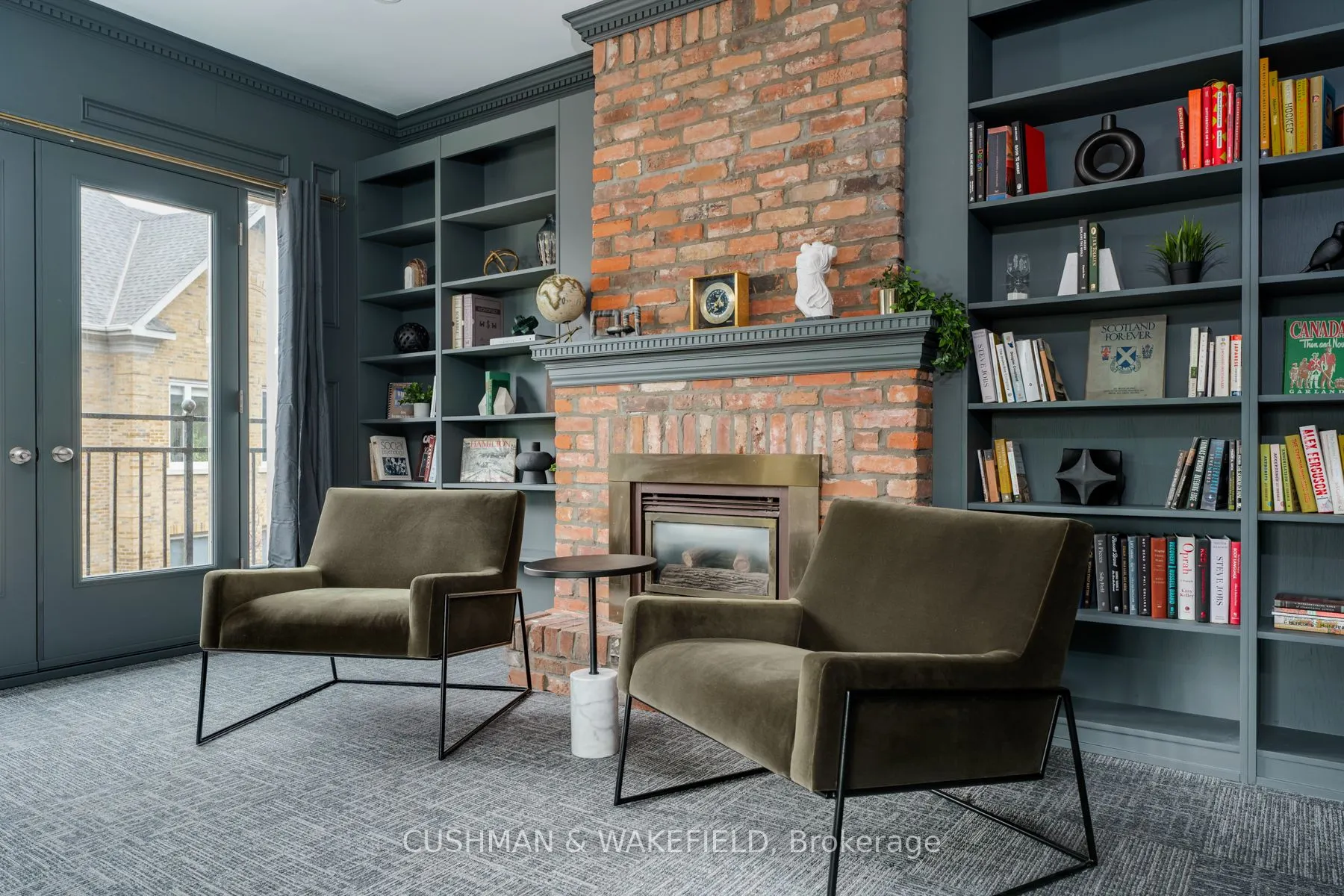 420 North Service Road E, #300