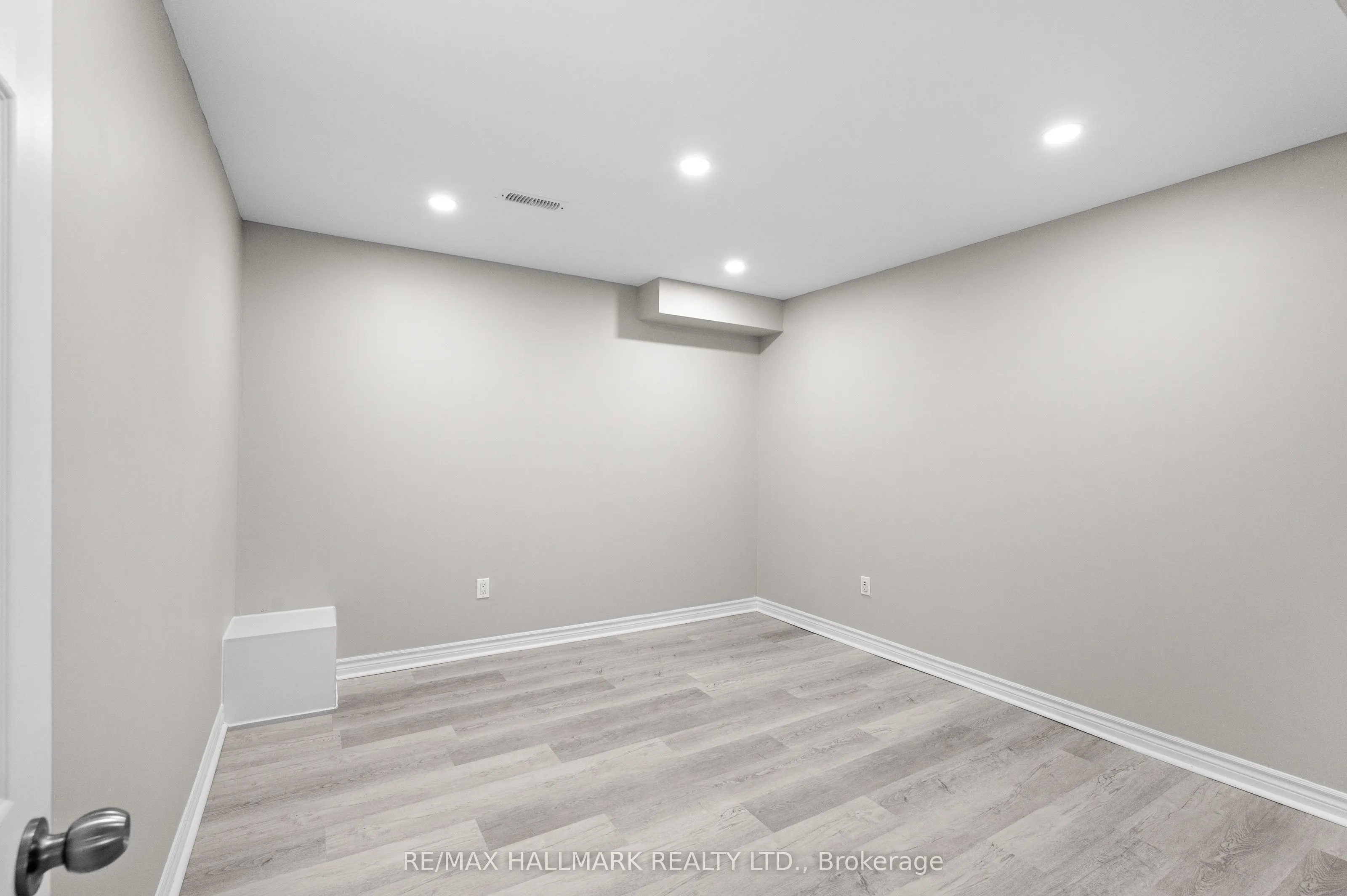 1530 Portsmouth Place