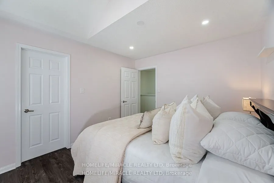 14 Robert Parkinson Drive