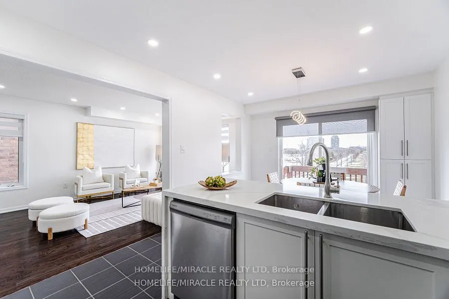 14 Robert Parkinson Drive