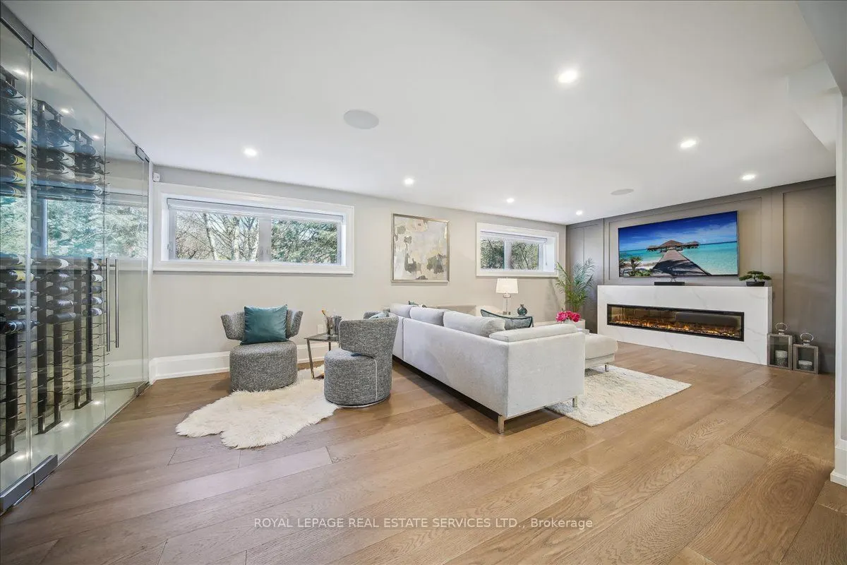 1489 Rogerswood Court