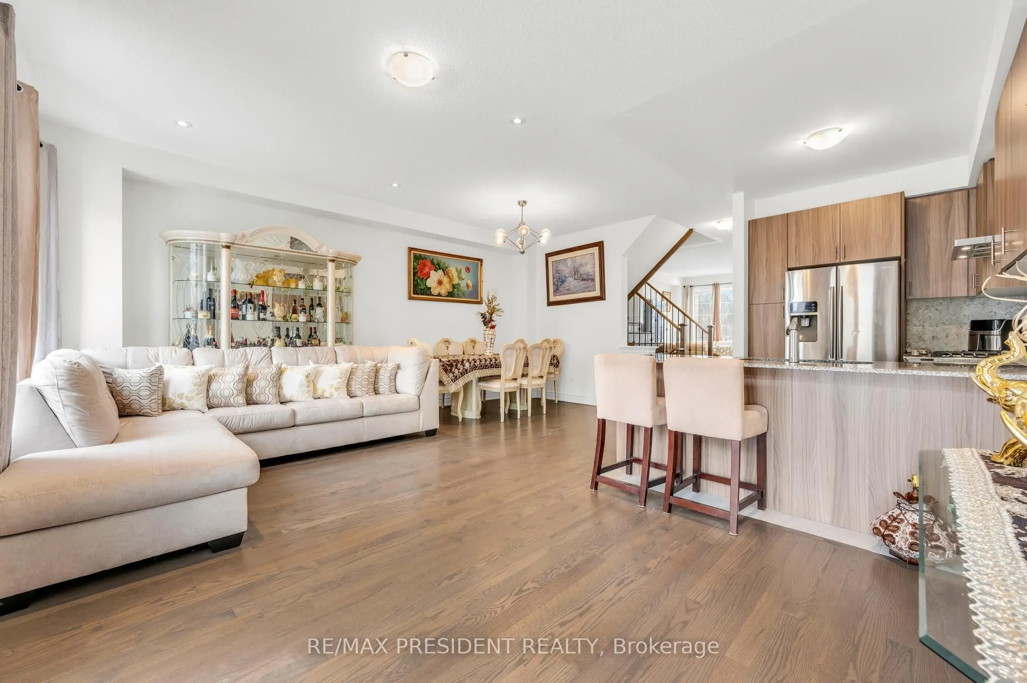 8575 Financial Drive