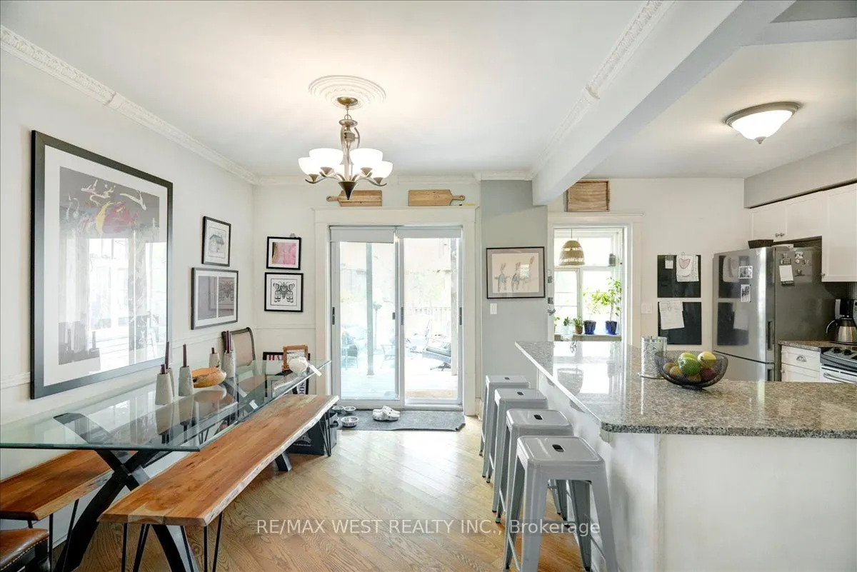 30 Glendale Avenue