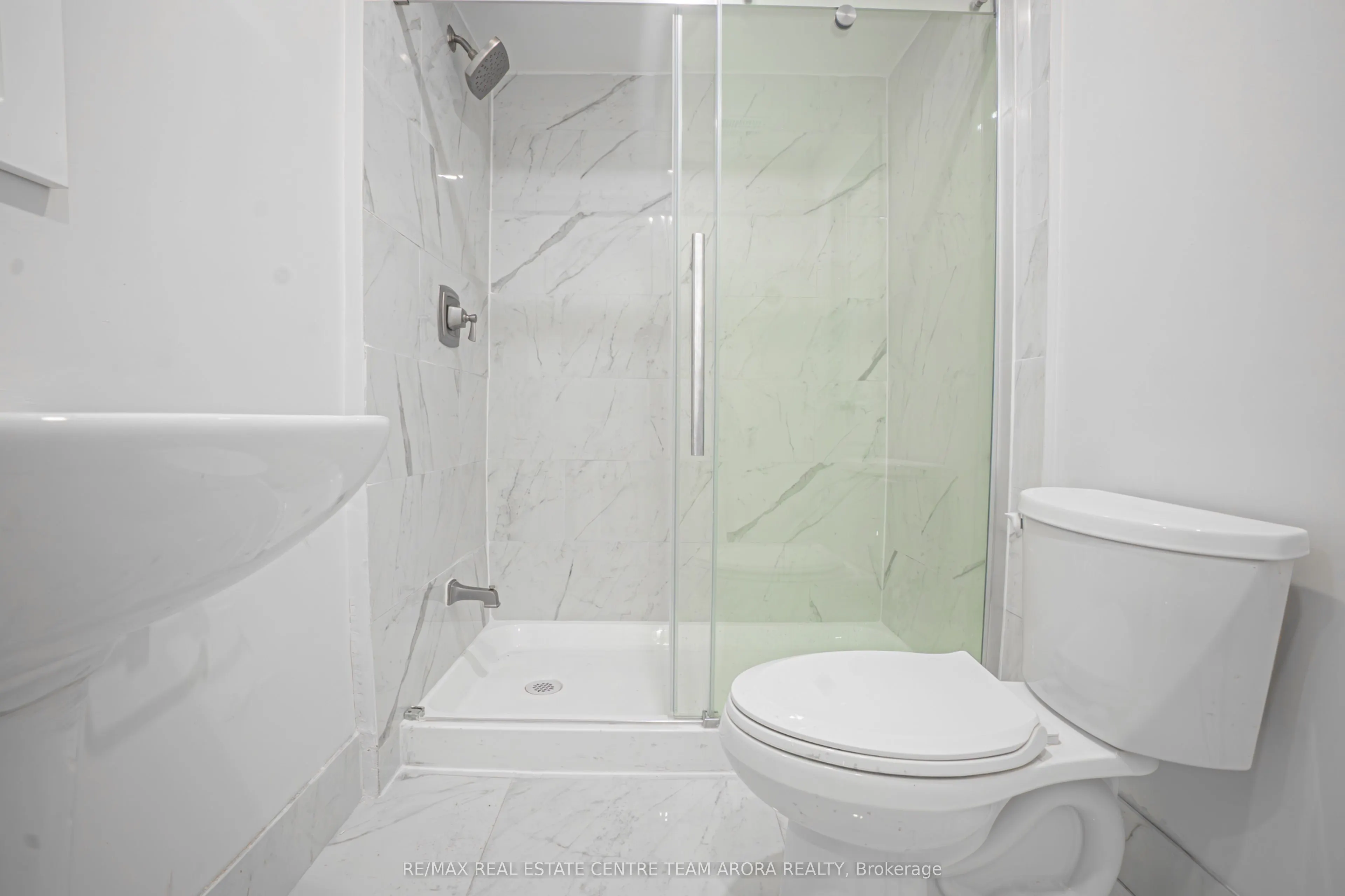 16 Vezna Crescent, #BSMT