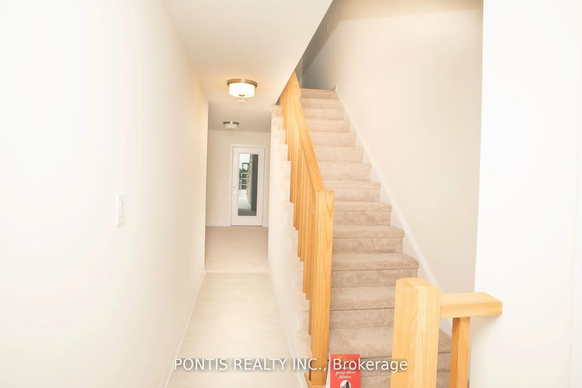 88 Fieldridge Crescent