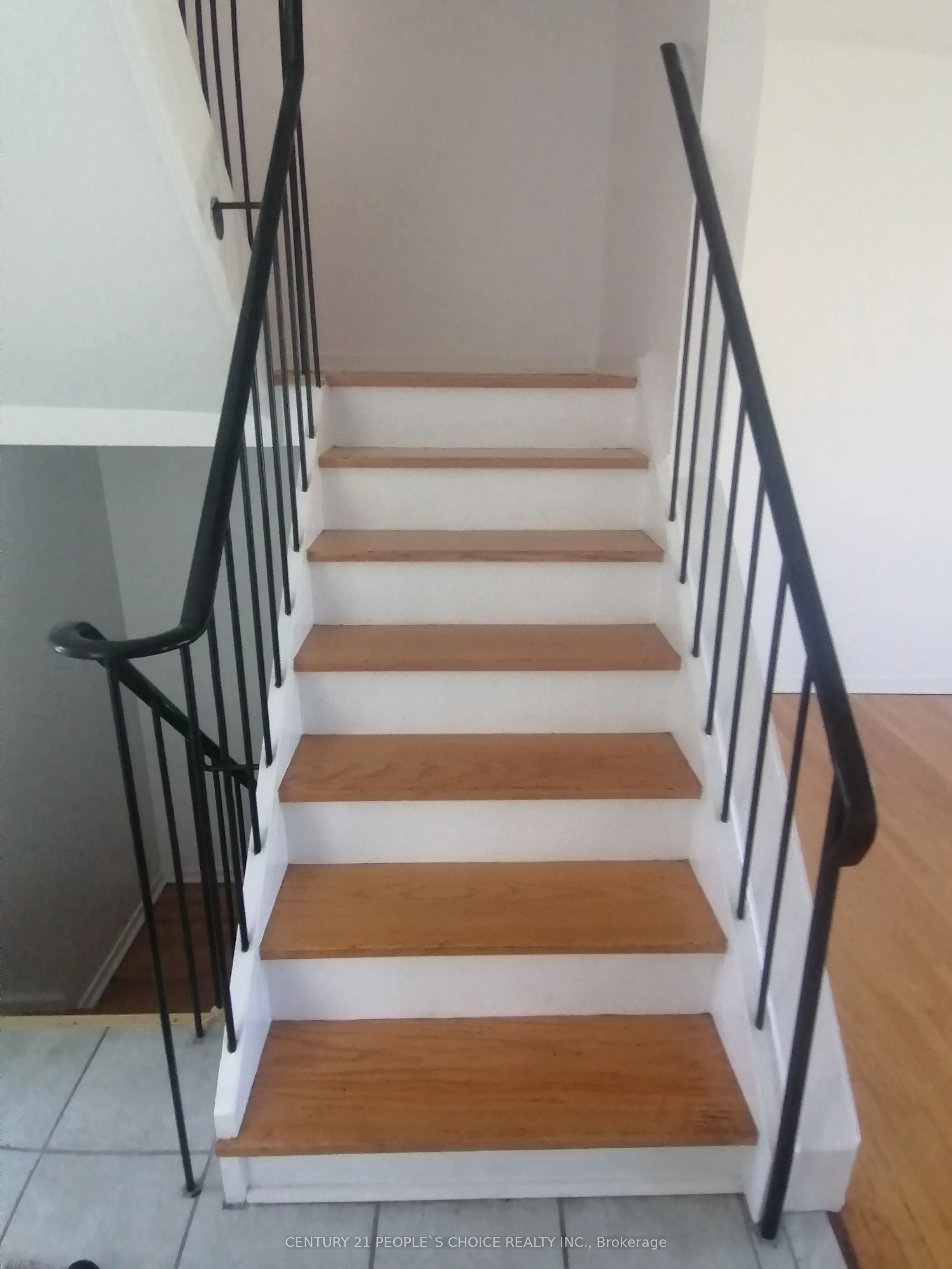 17 Gosford Boulevard, #9