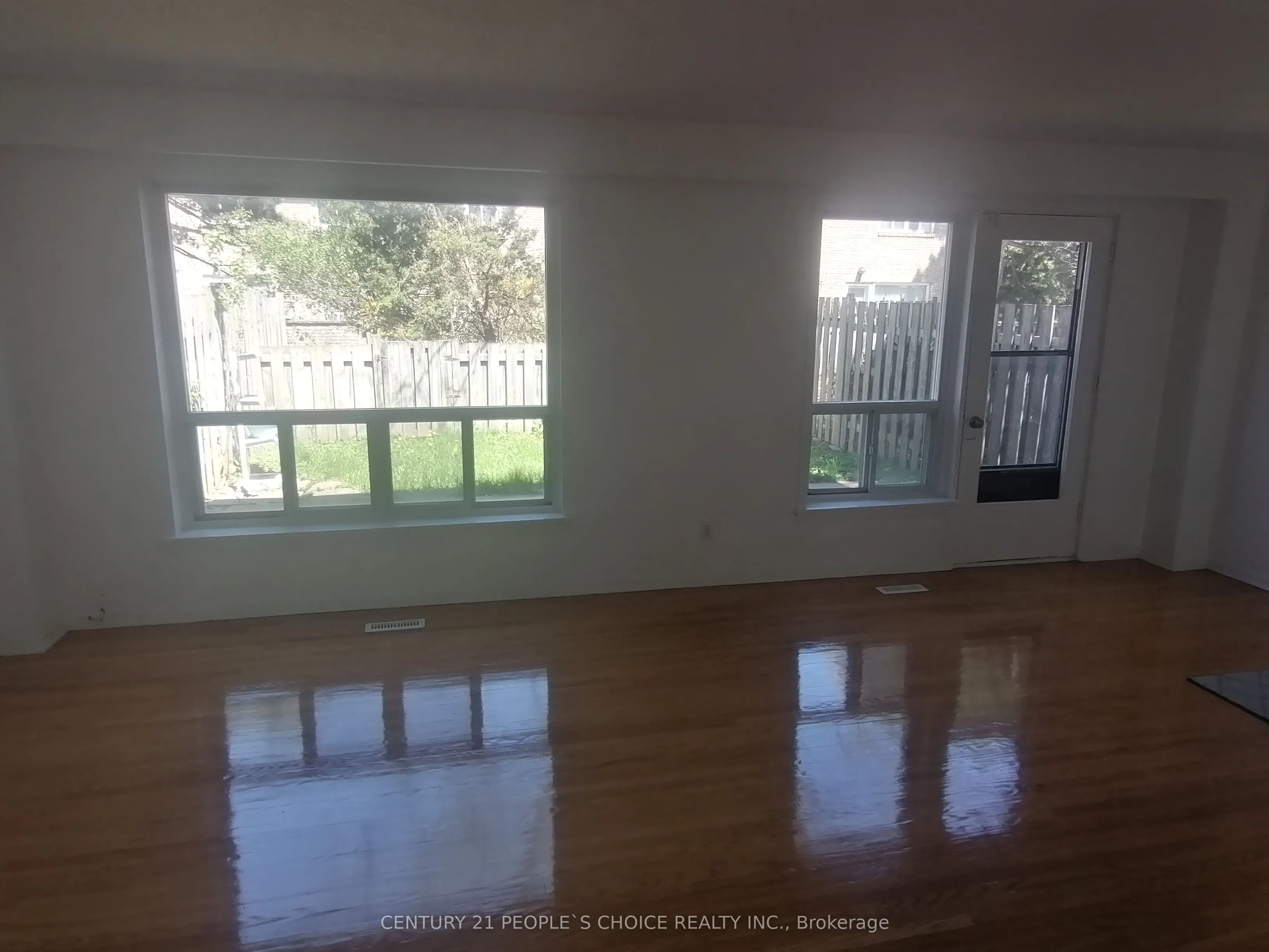 17 Gosford Boulevard, #9