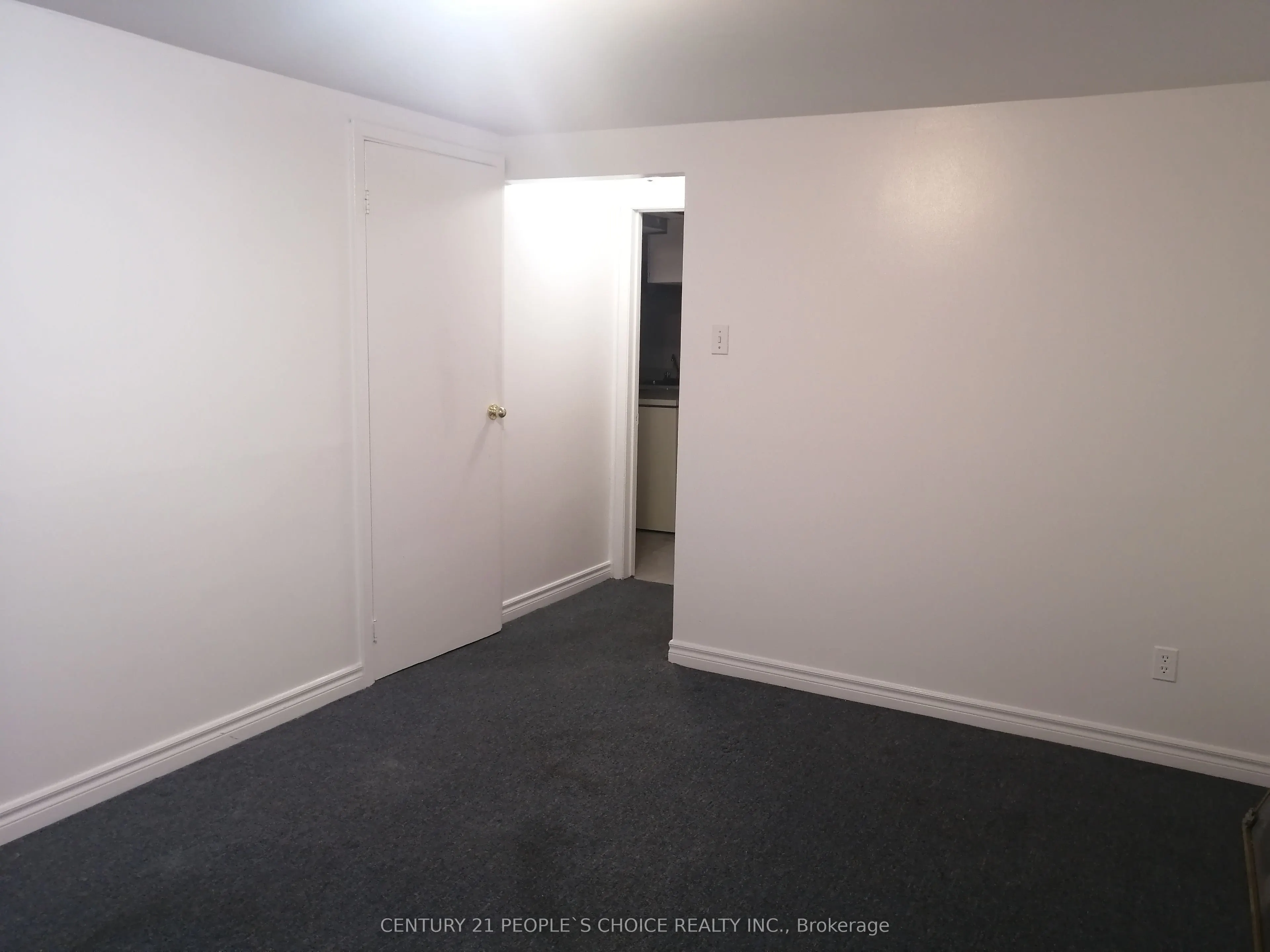 17 Gosford Boulevard, #9