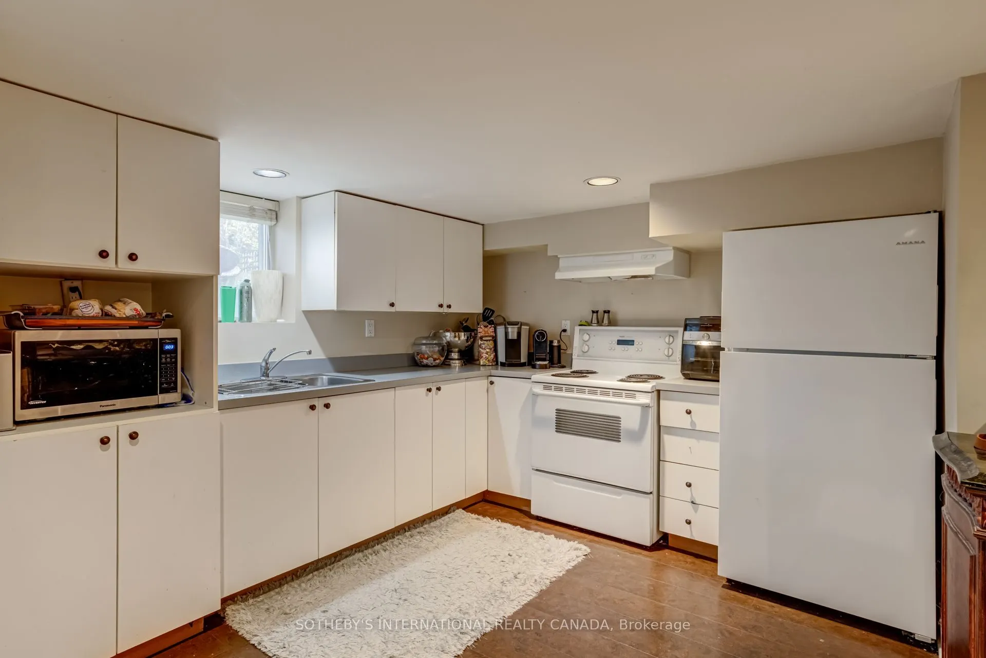 31 Maple Avenue N