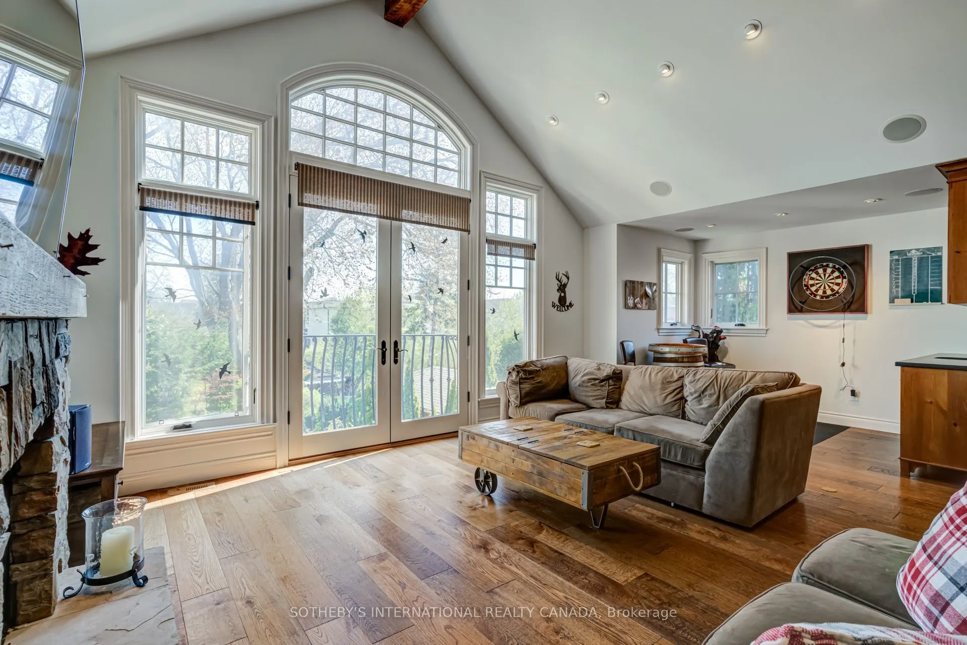 31 Maple Avenue N