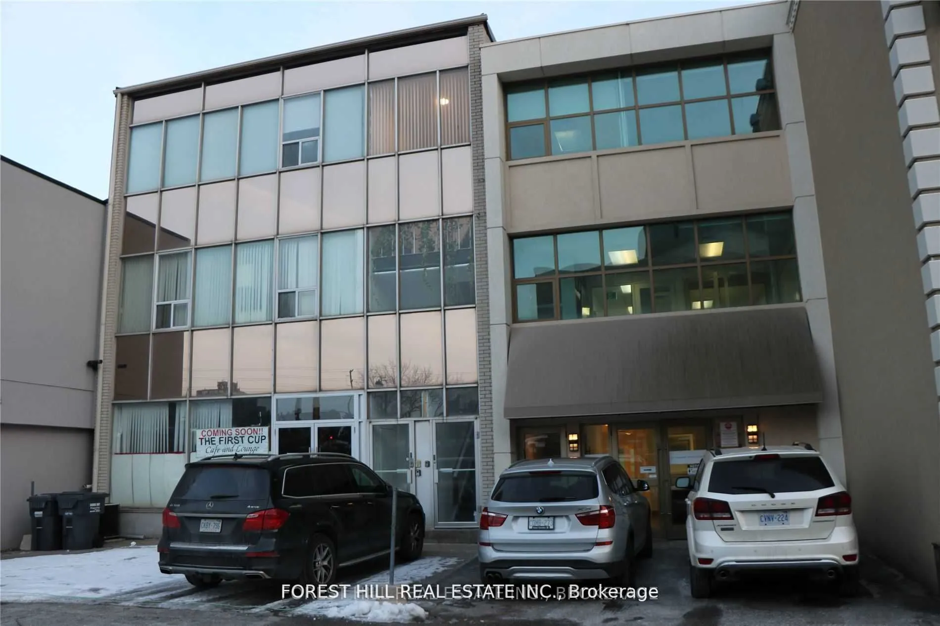 44 Queen Street E, #Main Floor