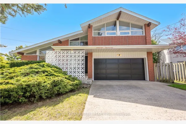 1550 Carletta Drive, Mississauga – 3+1 Bedroom House with 3 Bathroom