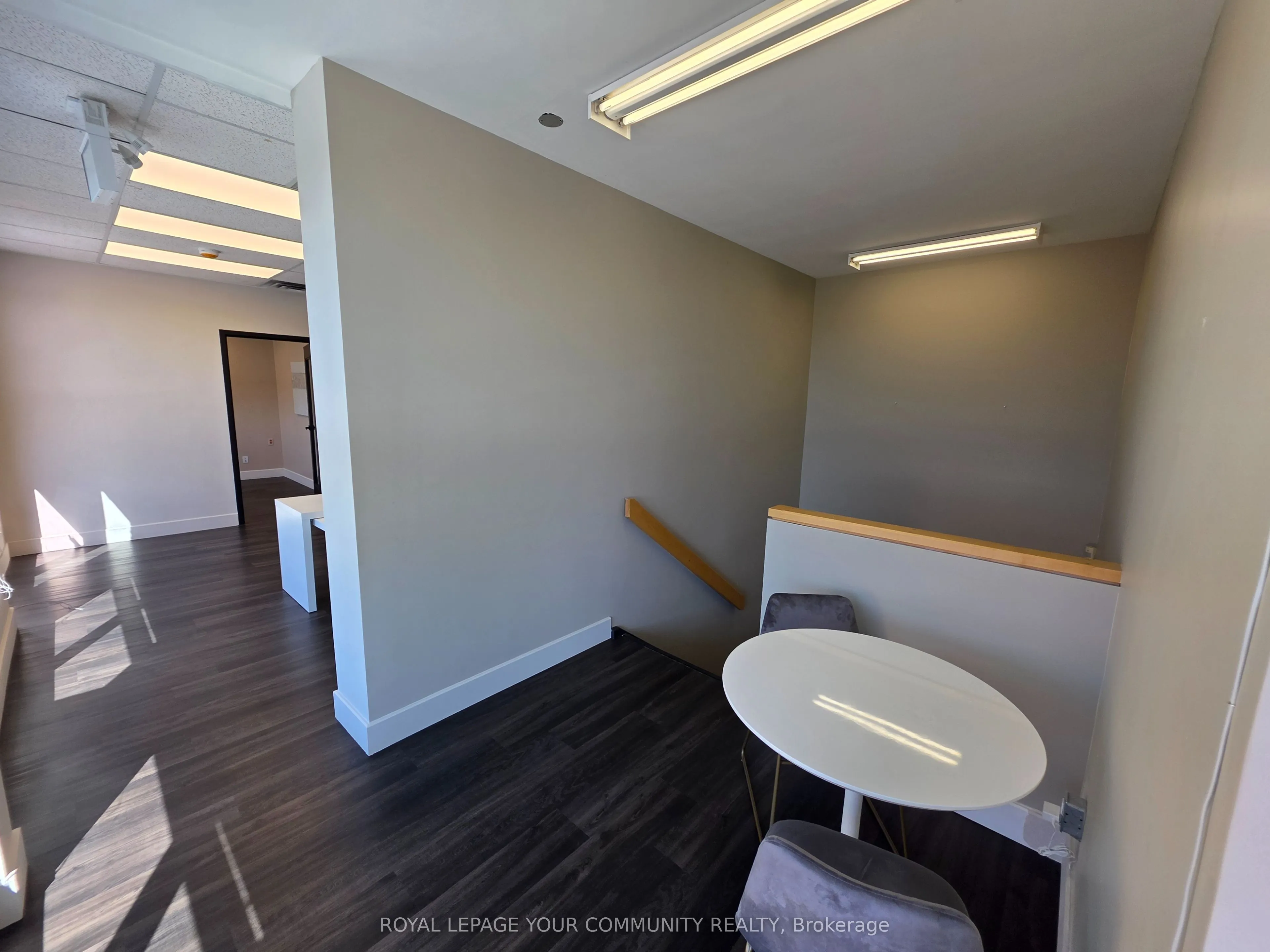 2155 Dunwin Drive, #Dr 31-32