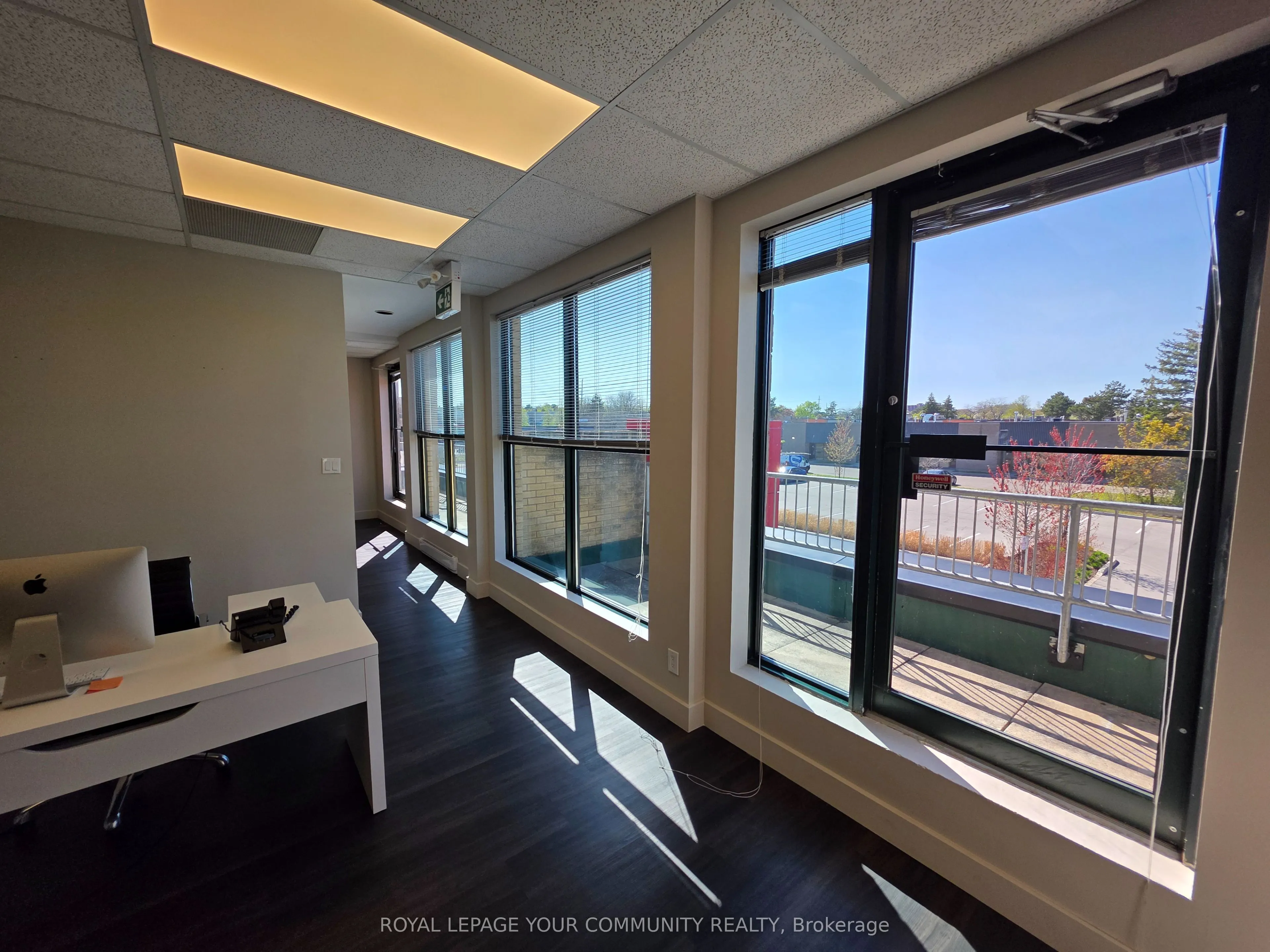 2155 Dunwin Drive, #28,31-32