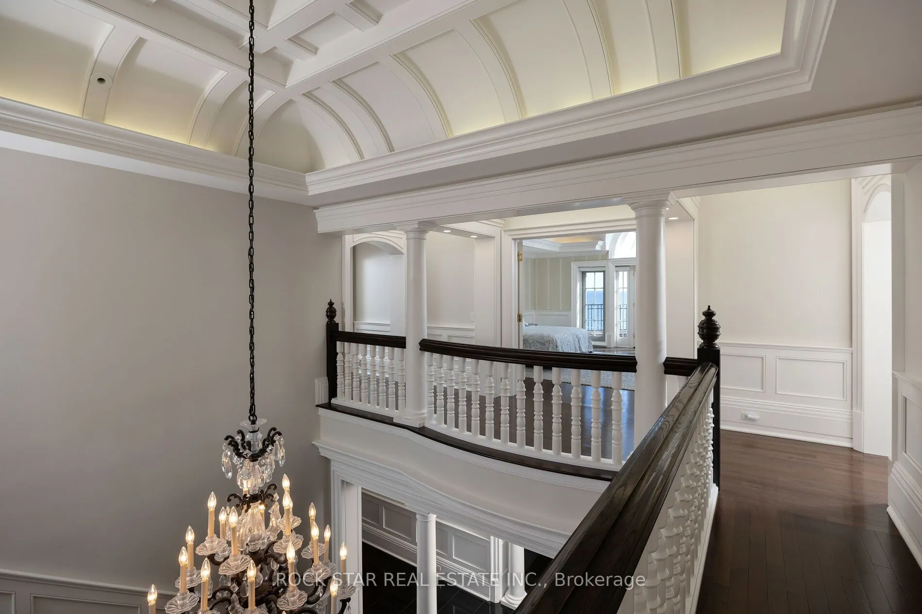 1092 Argyle Drive