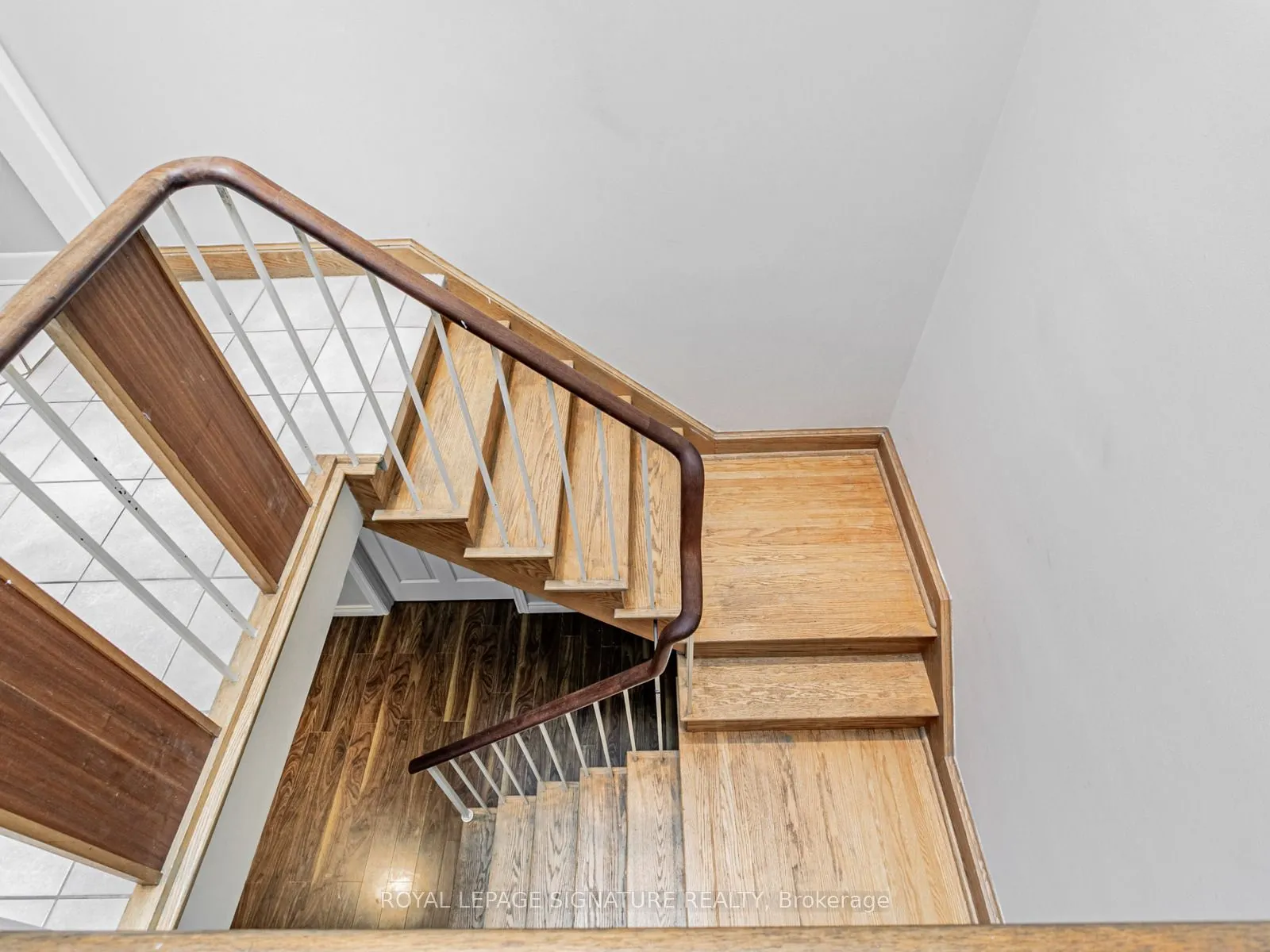 1447 Merrow Road