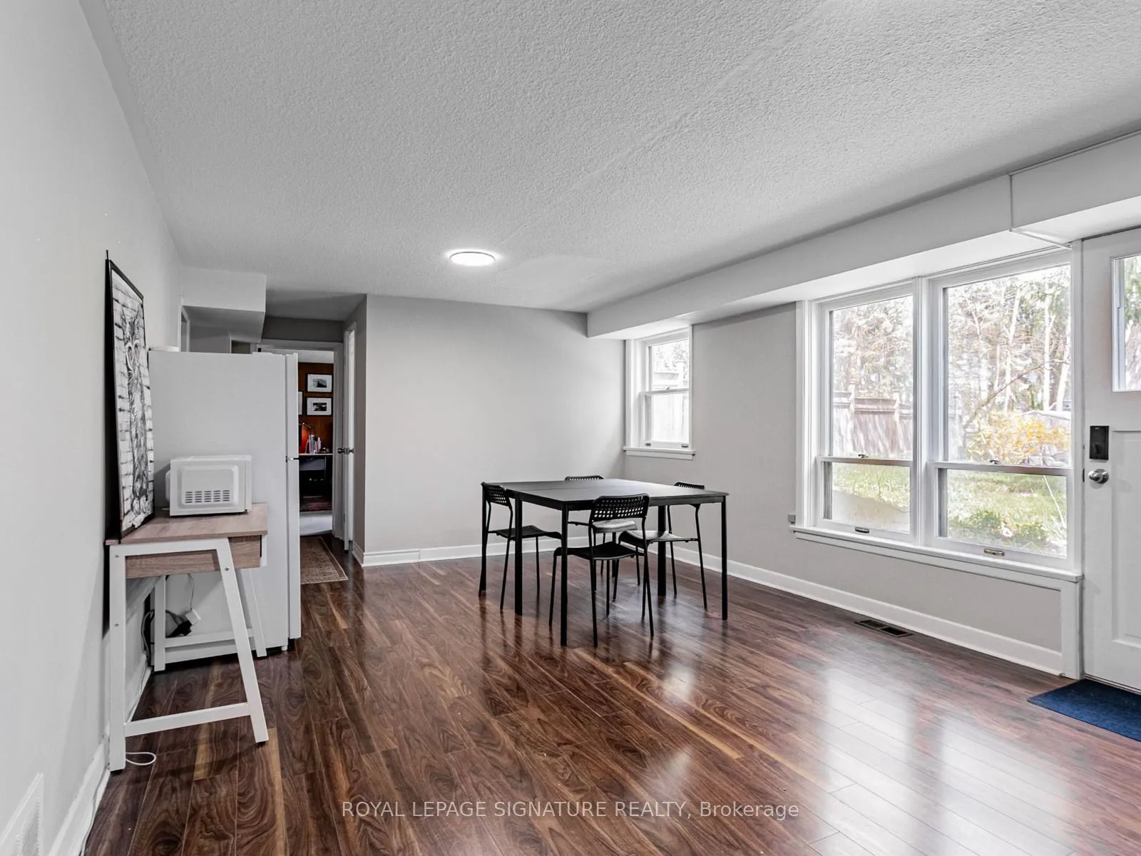 1447 Merrow Road