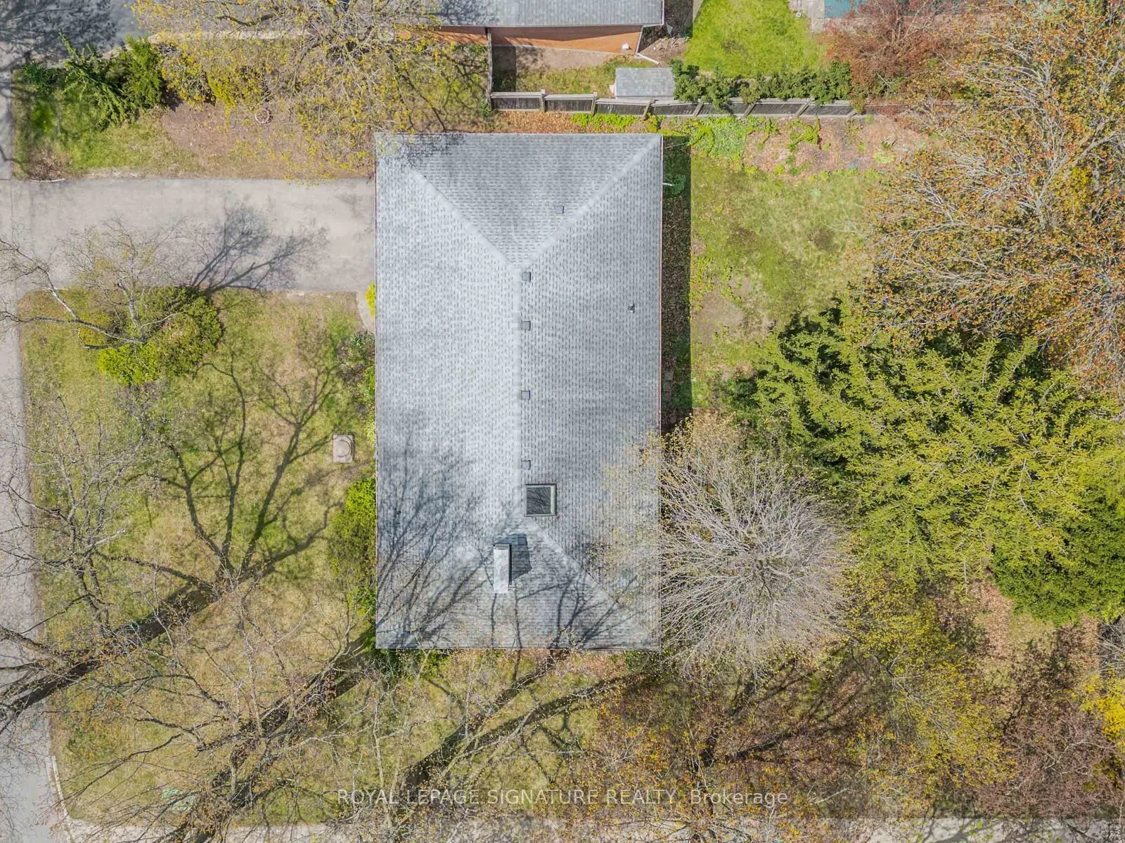 1447 Merrow Road